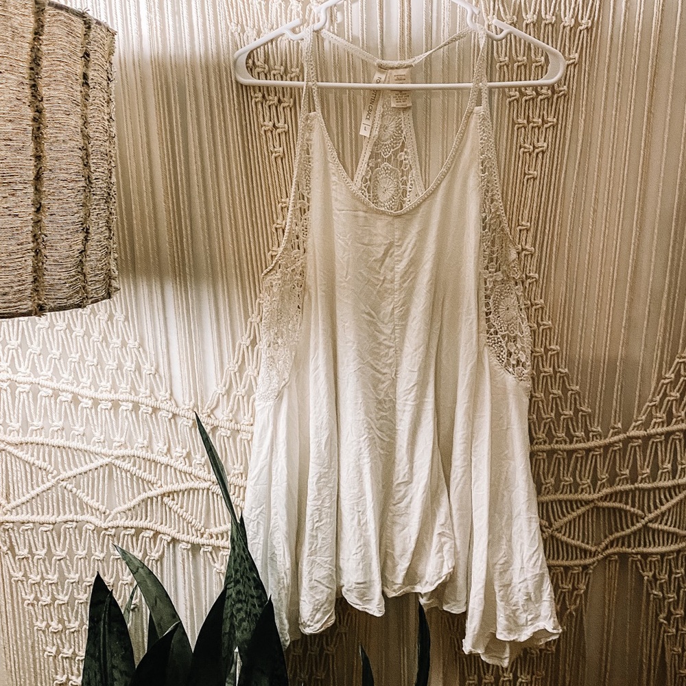 Knitted Flowing Boho White Tank Top Size L